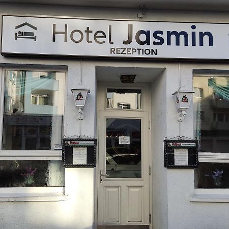 Hotel Jasmin Пфорцхайм Экстерьер фото